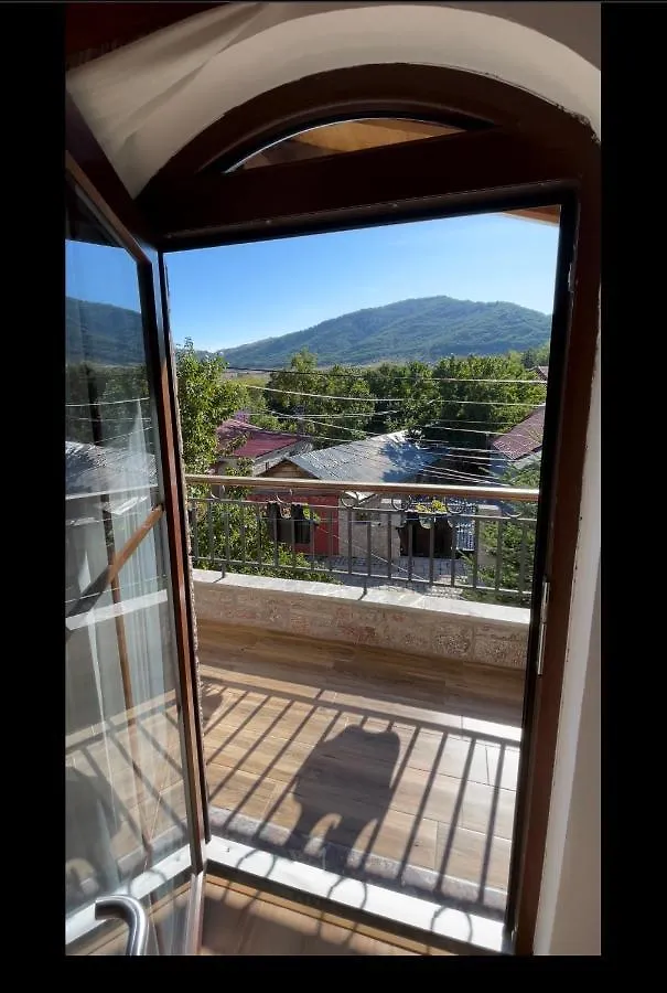 Bujtina Liana Voskopoje Hotel