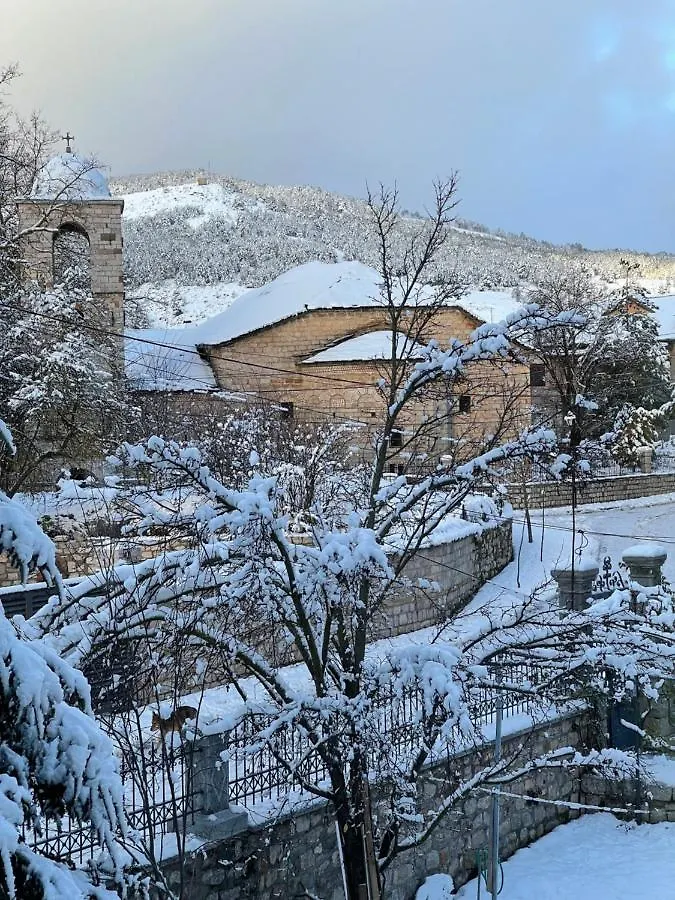 Bujtina Liana Voskopoje Hotel 0*,  Albanië