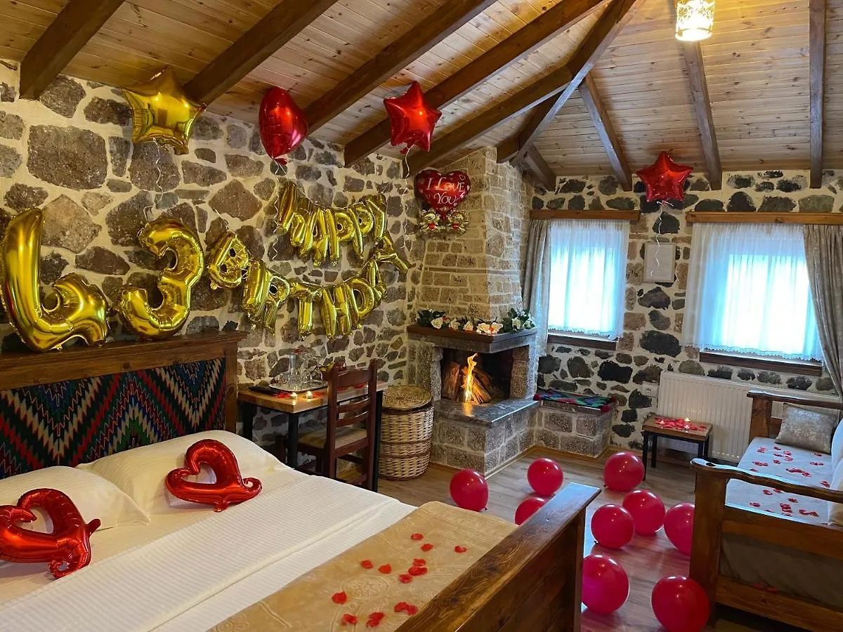 Gasthuis Bujtina Liana Voskopoje Hotel