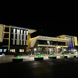 Deluxe Resort&spa Koplik