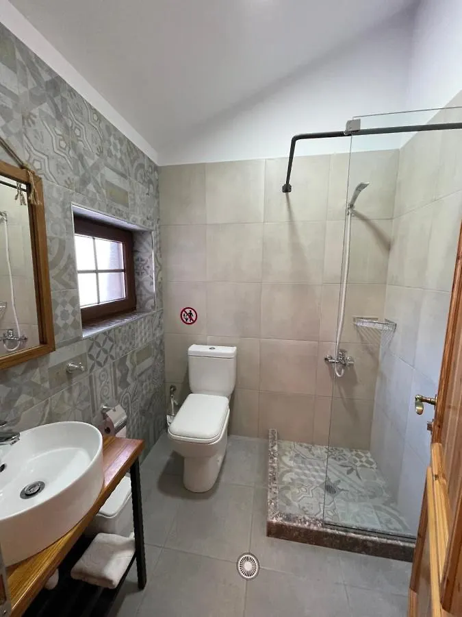 Bujtina Liana Voskopoje Hotel