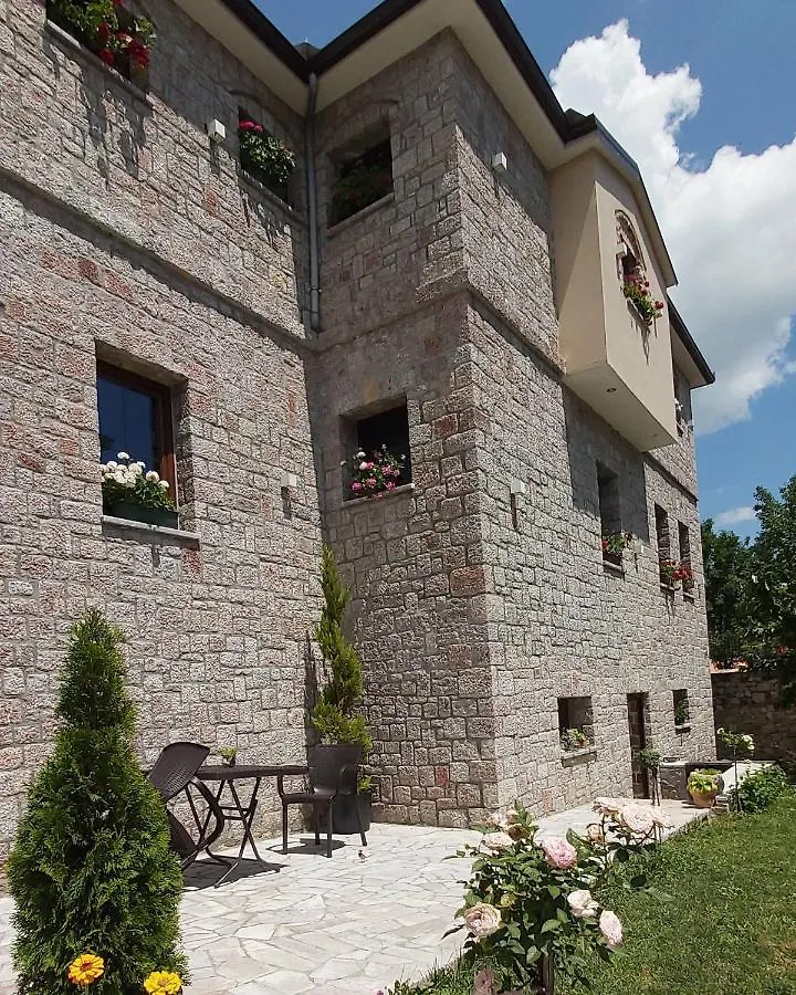 Bujtina Liana Voskopoje Hotel 0*,