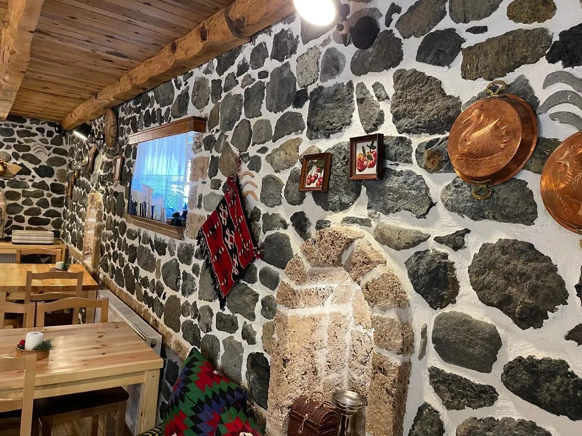 Bujtina Liana Voskopoje Hotel Guest house