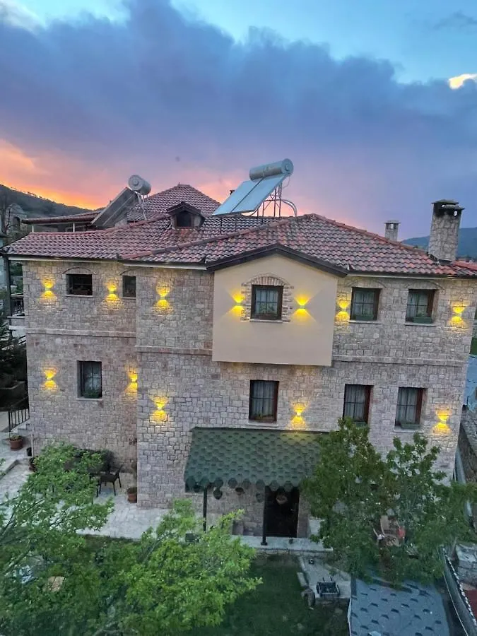 Hotel Bujtina Liana Voskopojë 0*,
